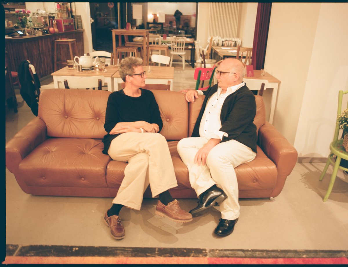 constanze_und_norgerb_tua_fe_couch_lilith